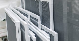 Москитные сетки на пластиковые окна Рассказово купить по цене от 915 руб.
